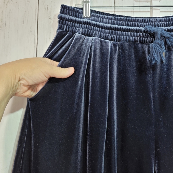 Madewell Women's Dark Blue Velour Wide Leg Cropped Drawstring Pants Size Large. - Picture 3 of 8